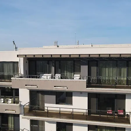 Mohost Penthouse - Luxury With Mountain Views