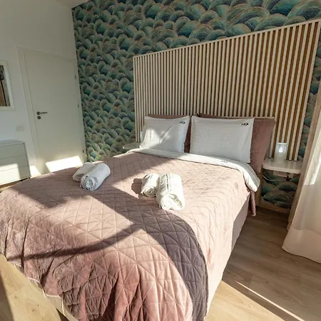 Mohost Penthouse - Luxury With Mountain Views Апартаменти