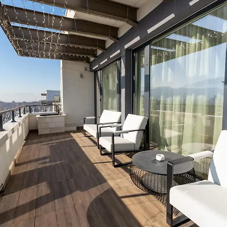 Mohost Penthouse - Luxury With Mountain Views Апартаменти *