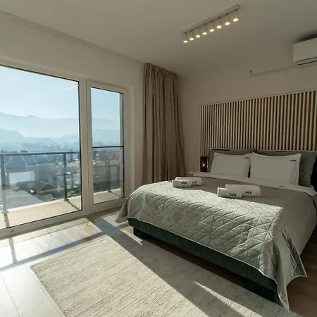 Mohost Penthouse - Luxury With Mountain Views *