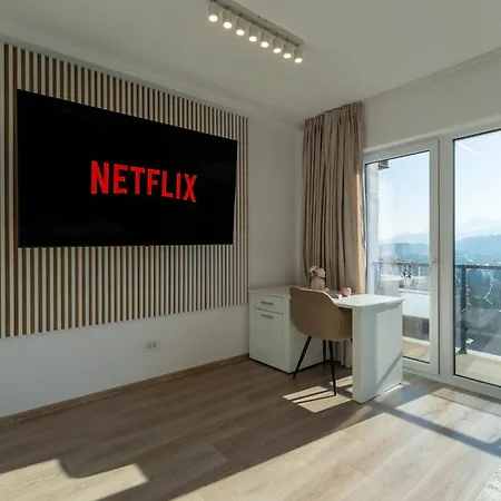 Mohost Penthouse - Luxury With Mountain Views Брашов